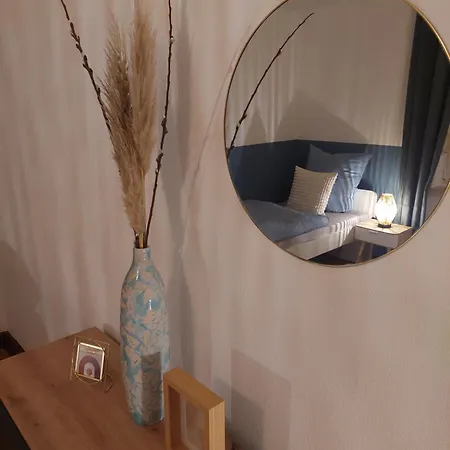 Cozy Home, 7 Beds, Wifi, Kitchen, Balcony, Center *