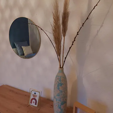 Cozy Home, 7 Beds, Wifi, Kitchen, Balcony, Center Dom wakacyjny *