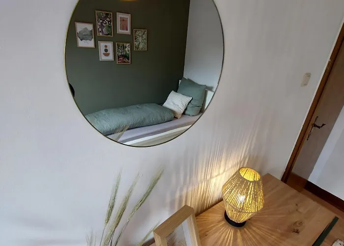 Cozy Home, 7 Beds, Wifi, Kitchen, Balcony, Center 度假居